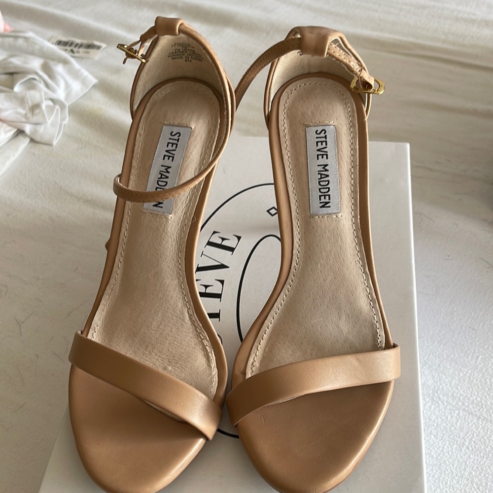 Steve Madden heels 7 wide worn once